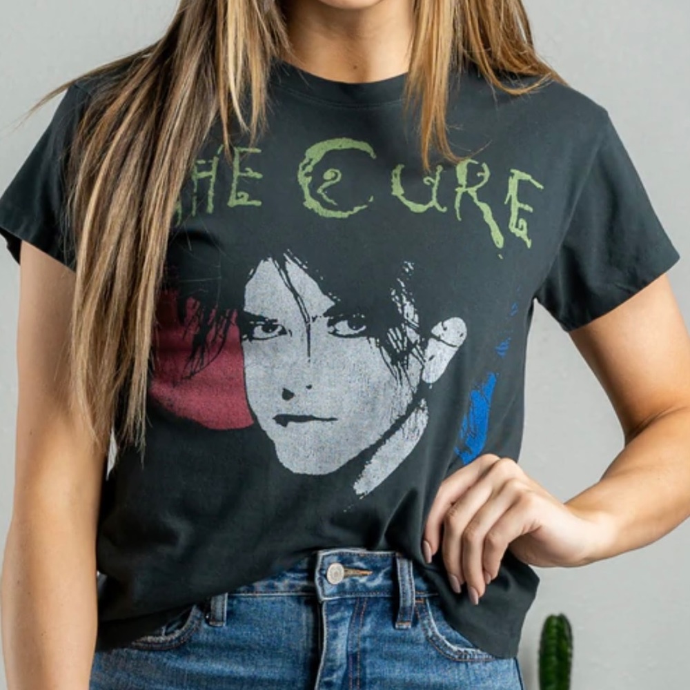 DAYDREAMER THE CURE T SHIRT SMALL